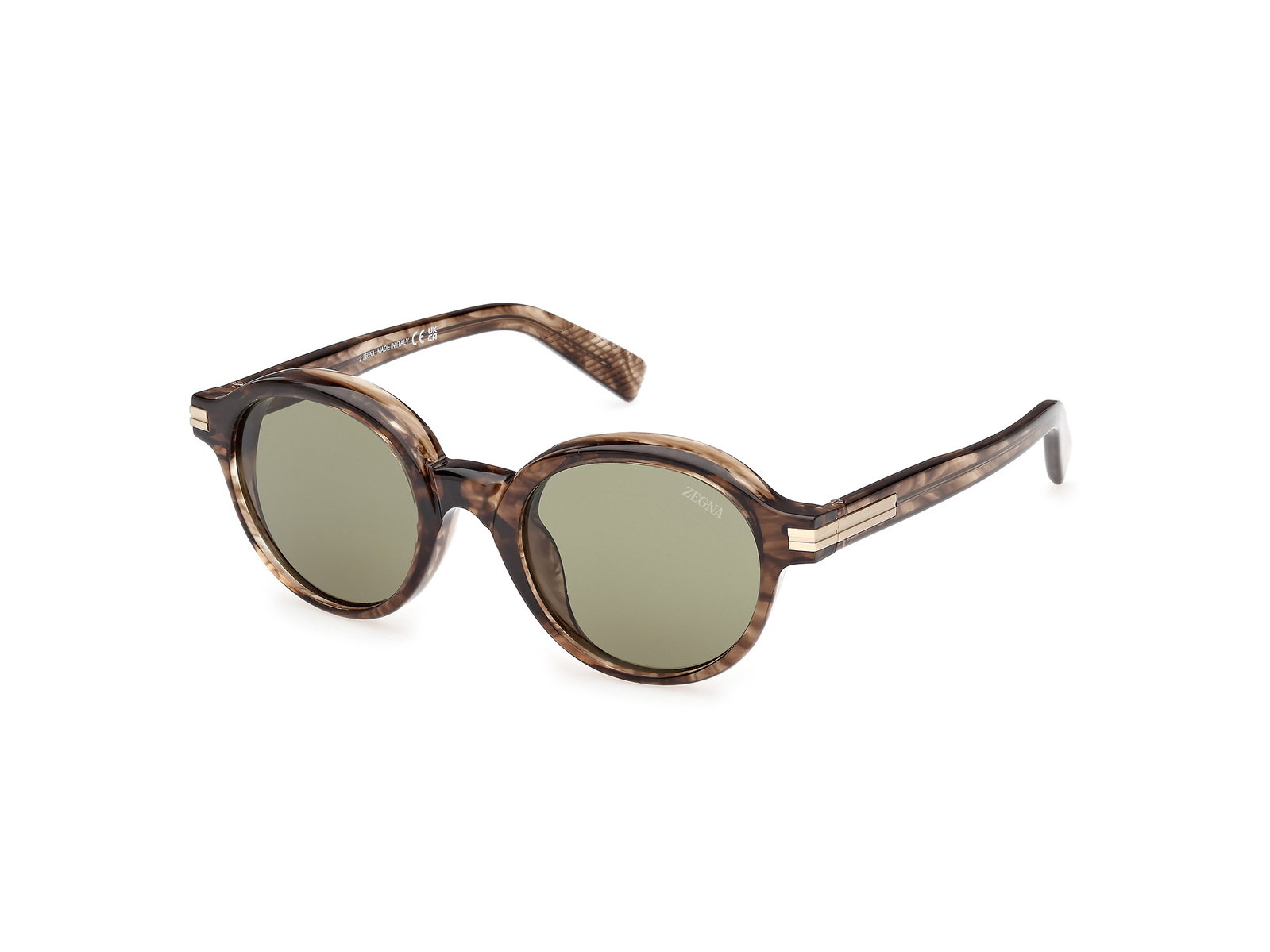 Das Bild zeigt die Zegna Sonnenbrille 0253 in dunkelbraun gestreift leicht schräg von der Seite.